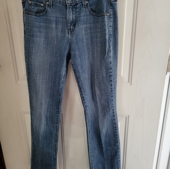 Womans Levi 505 - Picture 7 of 7